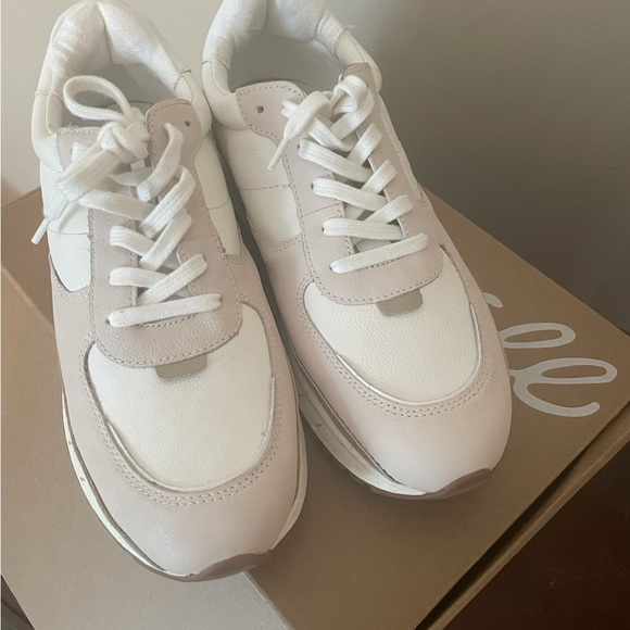 Madewell Athletic shoes - women’s size 8.5 US - Picture 8 of 10
